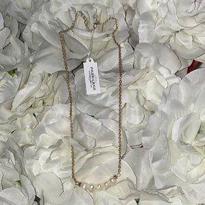 Delightful pearl necklace